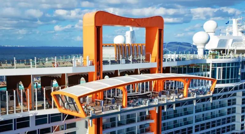 Круизный лайнер Celebrity Edge